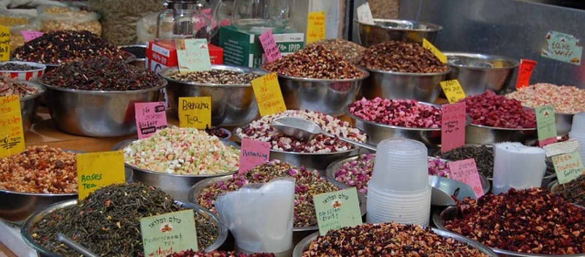 סיור אוכל בשוק התקווה