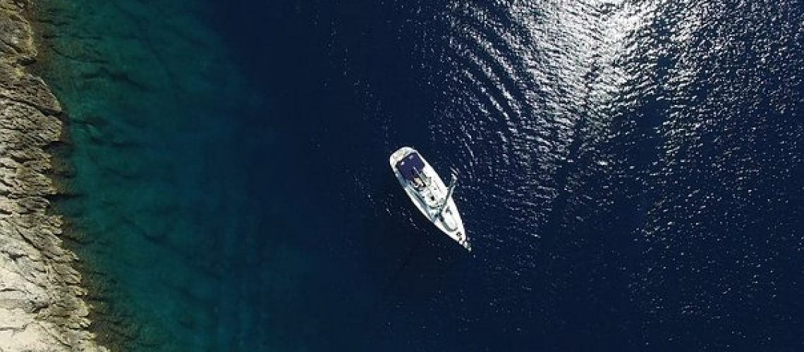 sailboat-2133663__340